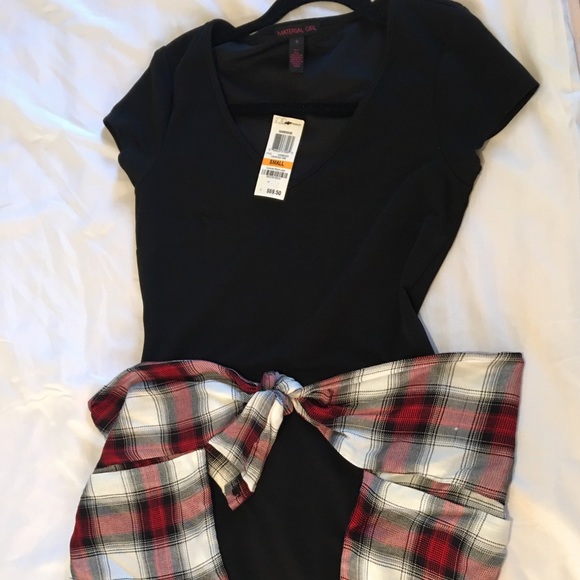 t shirt dress with flannel around waist
